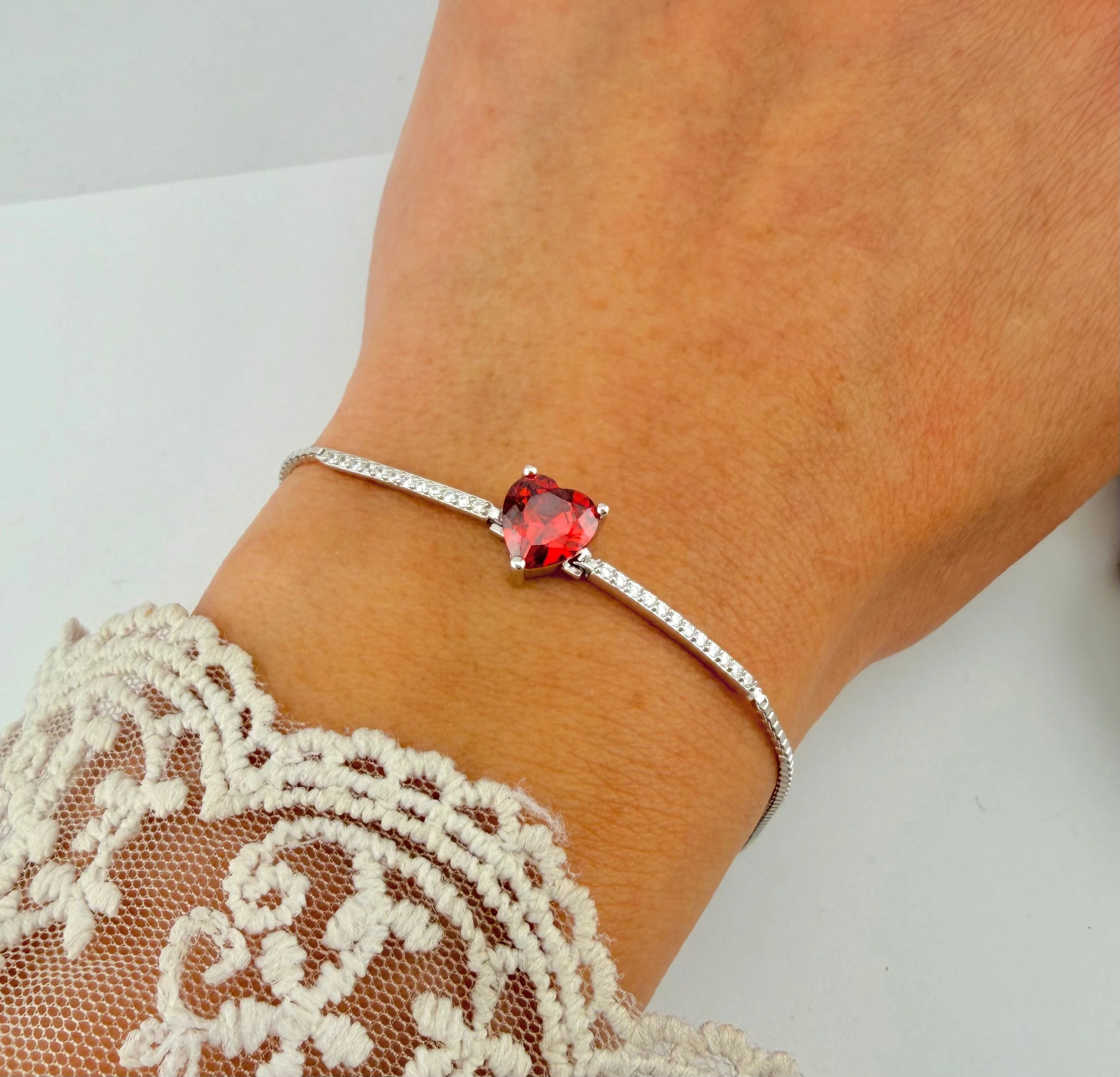 Silver Sterling 925 Adjustable Bracelet with Red CZ Heart - Pulcera Plata Corazon - Image 2
