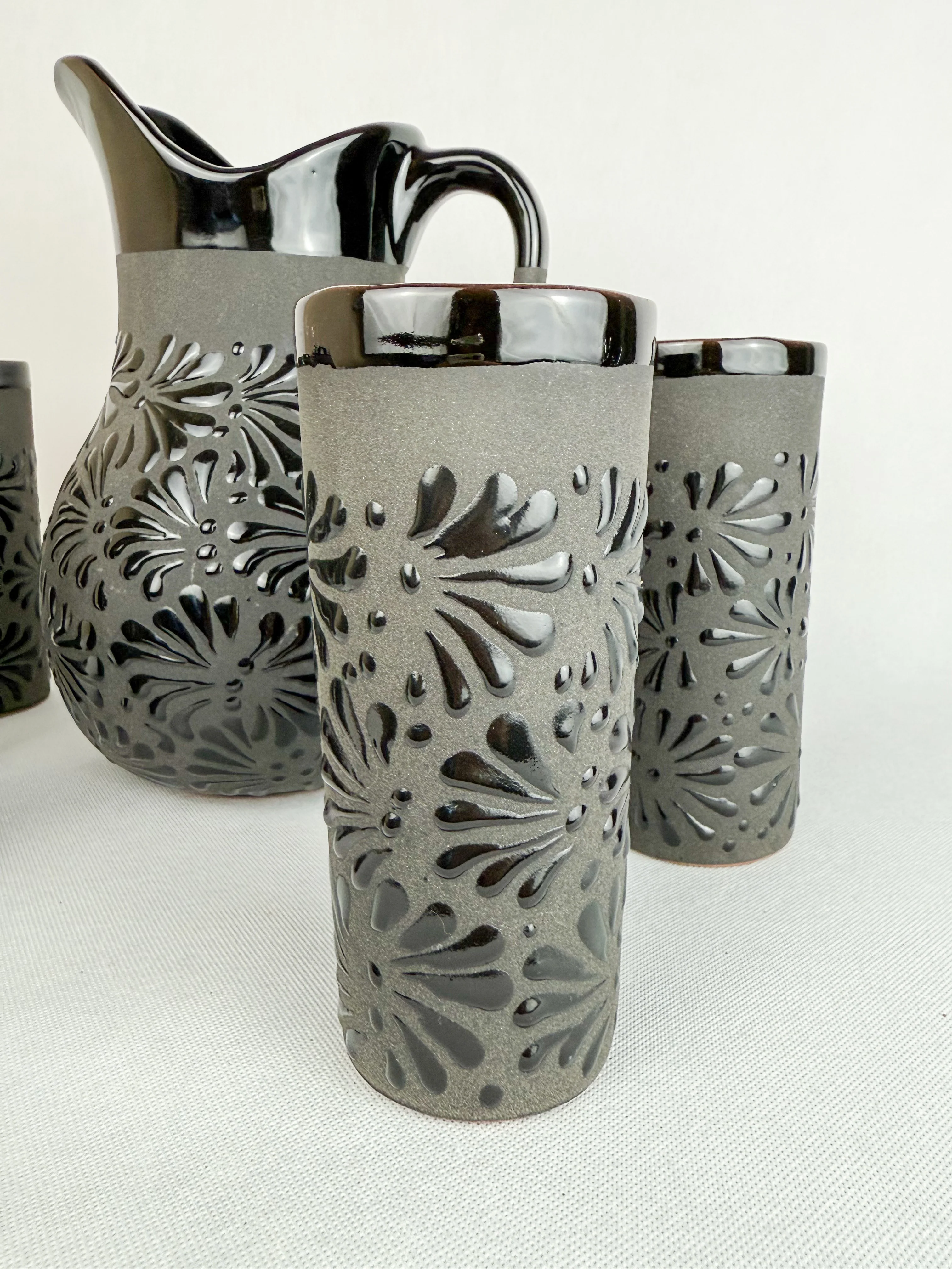 Black Talavera Style Pitcher Set - Juego Jarra Negro - Image 3