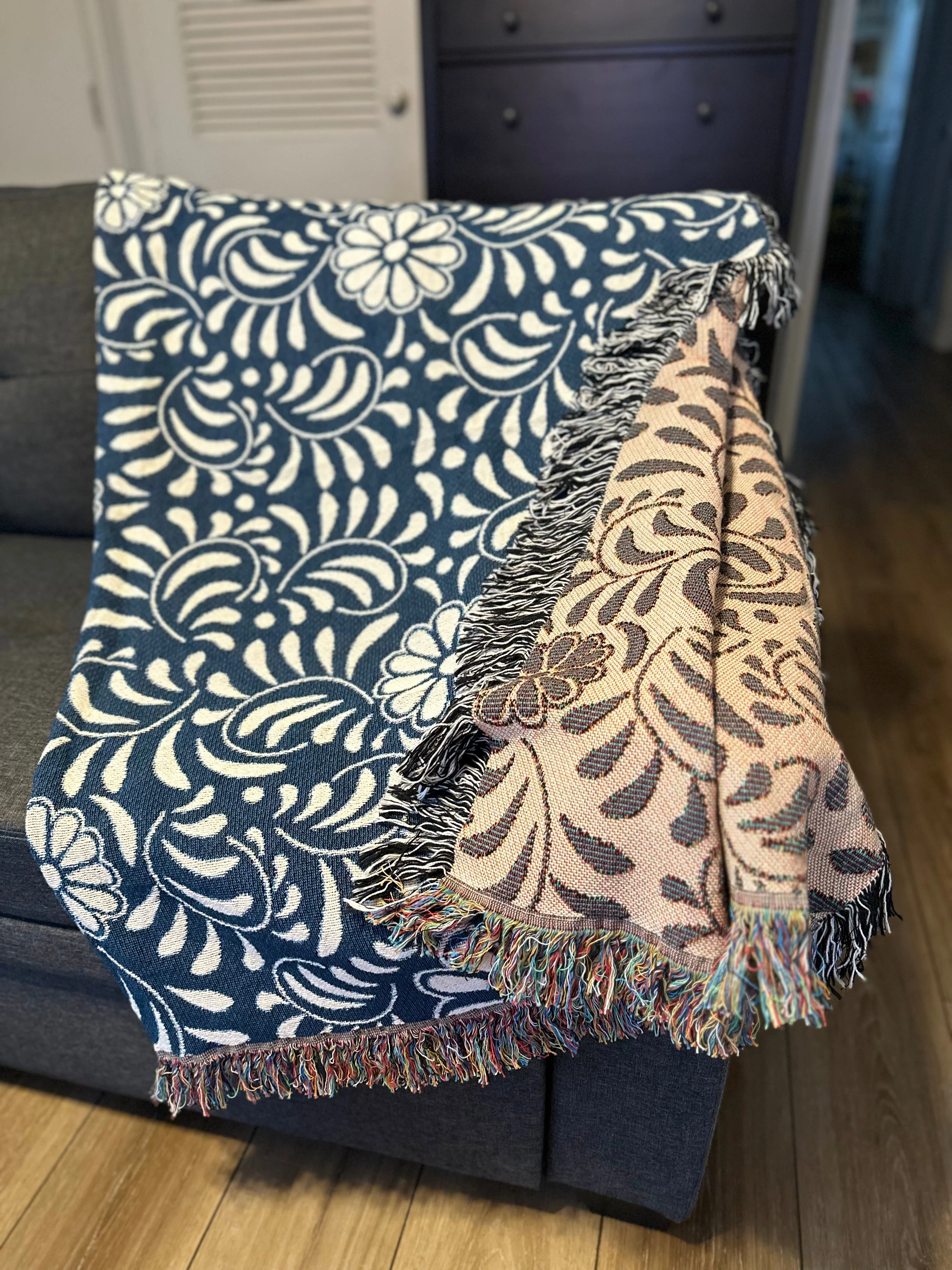 Blue Mexican floral woven blanket 50x60” clearance - Image 3