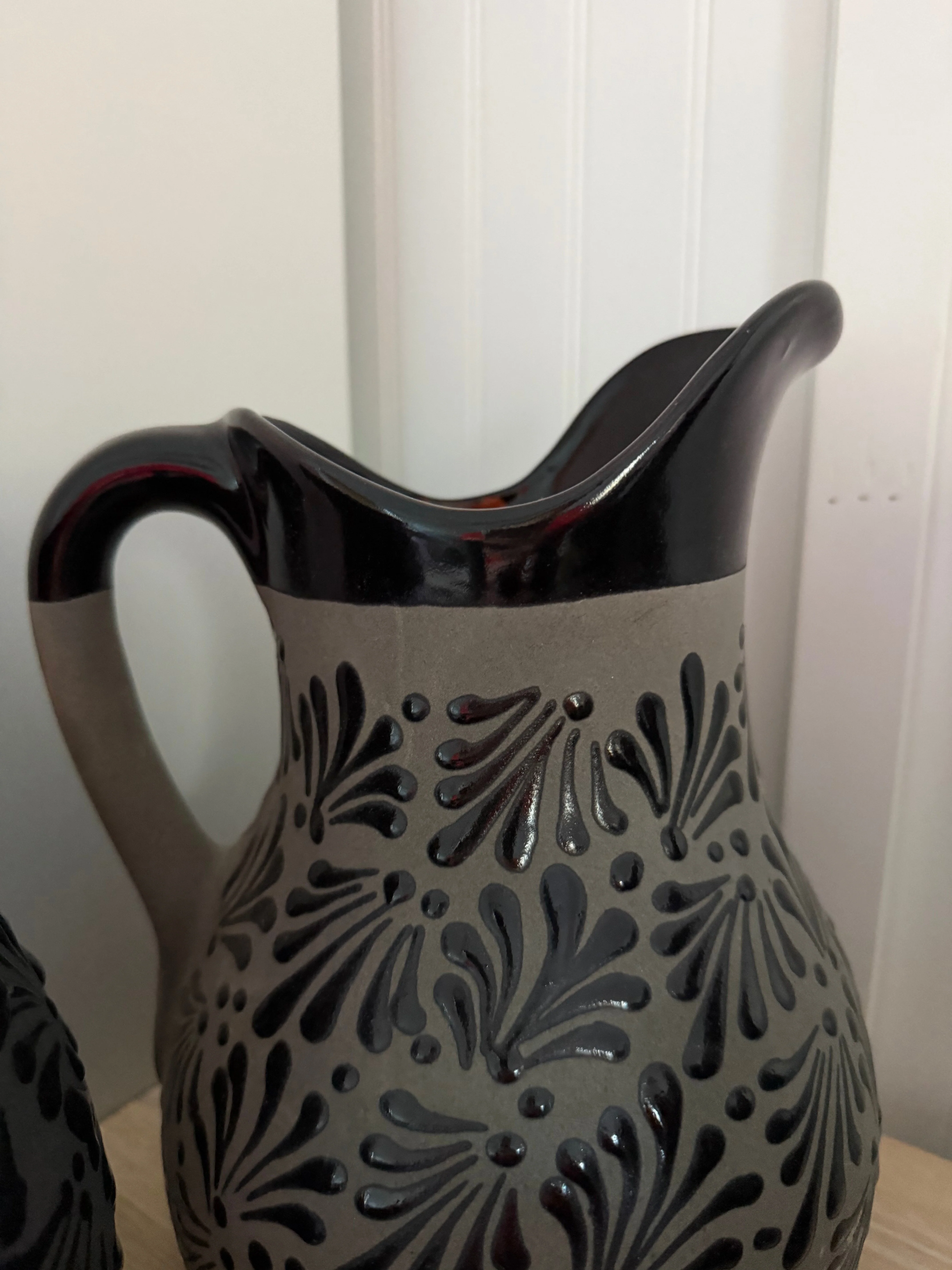 Talavera Style Black Hand-Painted Pitcher - Jarra Negra Barro - Image 4