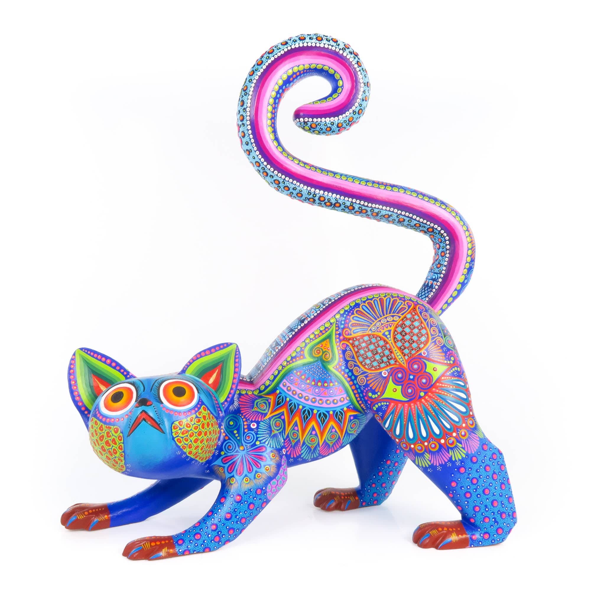 Large Lemur - Oaxacan Alebrije Wood Carving - Image 2