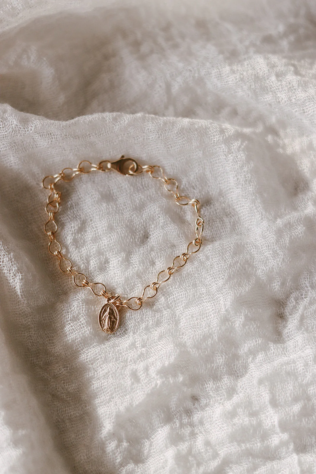 Marian Consecration Miraculous Medal Bracelet - Image 10