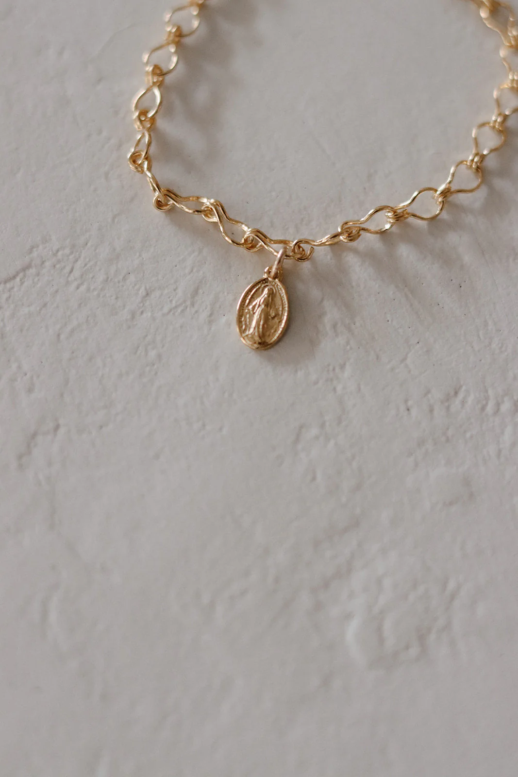 Marian Consecration Miraculous Medal Bracelet - Image 6