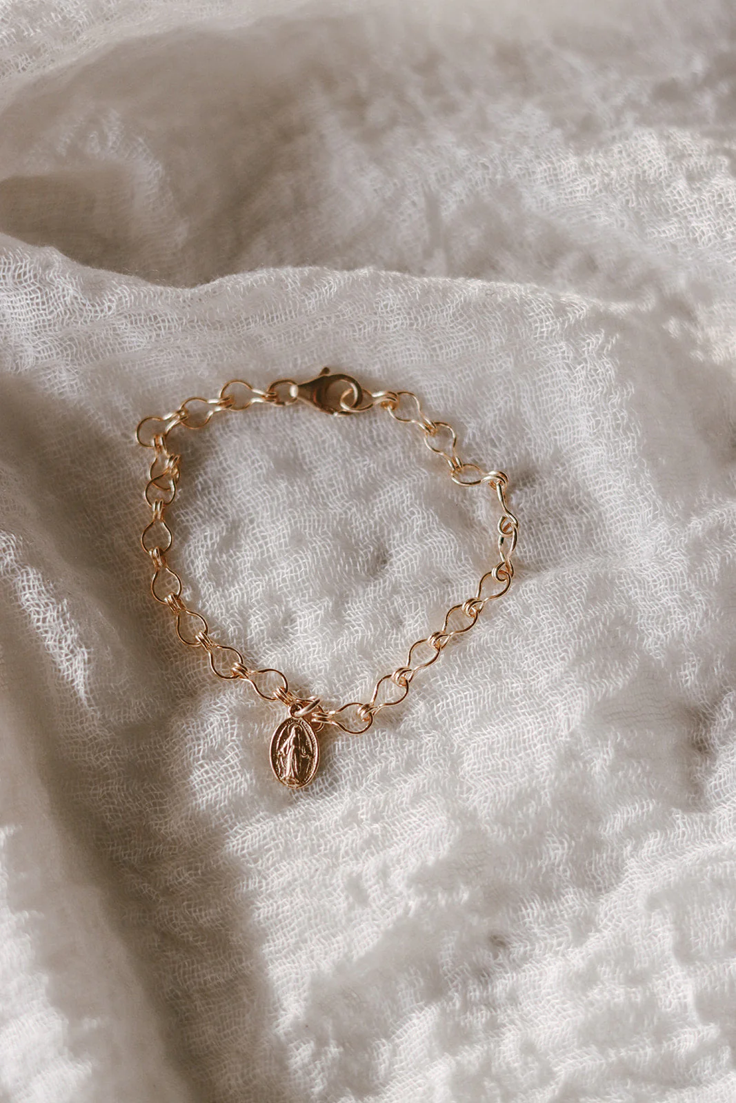 Marian Consecration Miraculous Medal Bracelet - Image 9