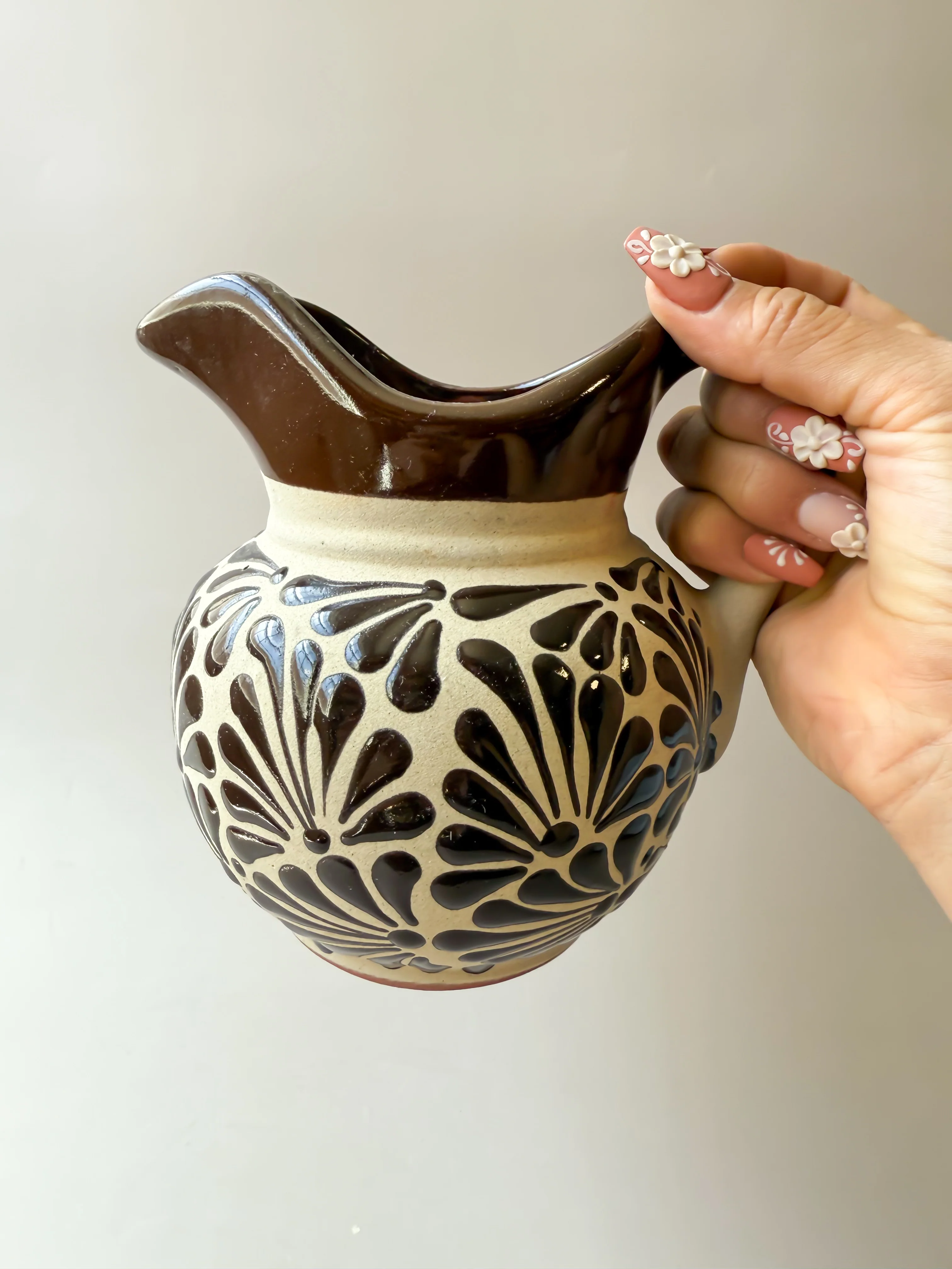 Talavera Style Clay Pitcher - Engobe Jarra Barro - Image 3