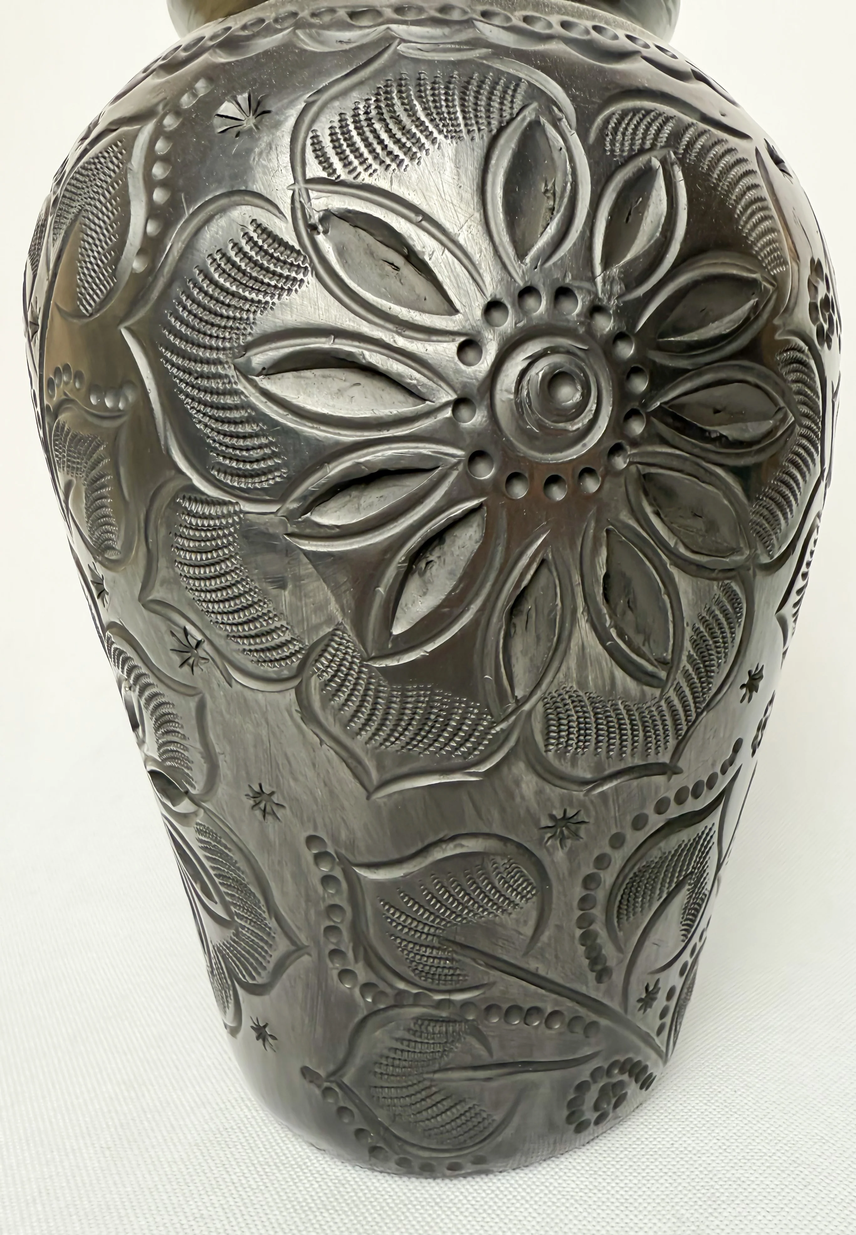 Oaxaca Black Clay Tall Vase - Barro Negro Jarron - Image 7