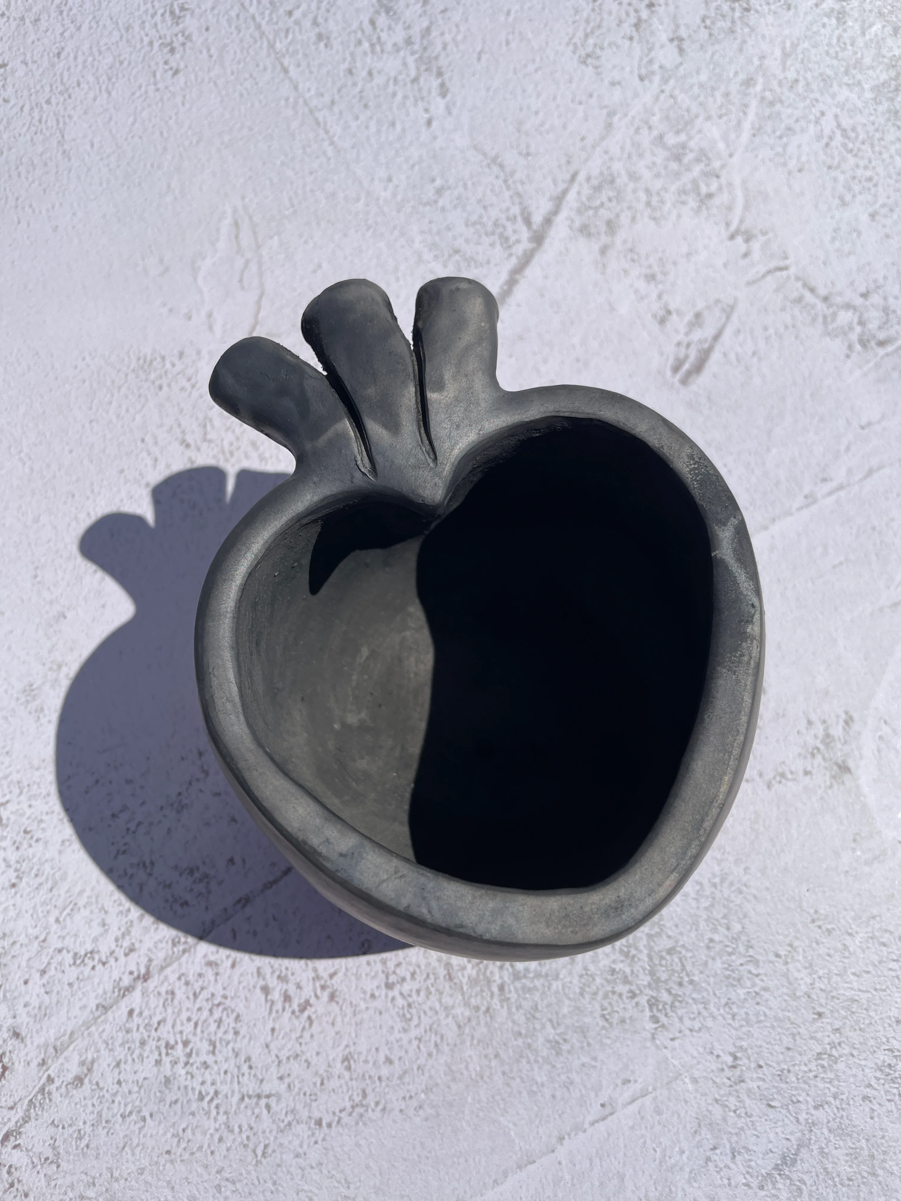 Oaxaca Black Clay Heart Shaped Bowl - Tazón Corazón Barro Negro - Image 7