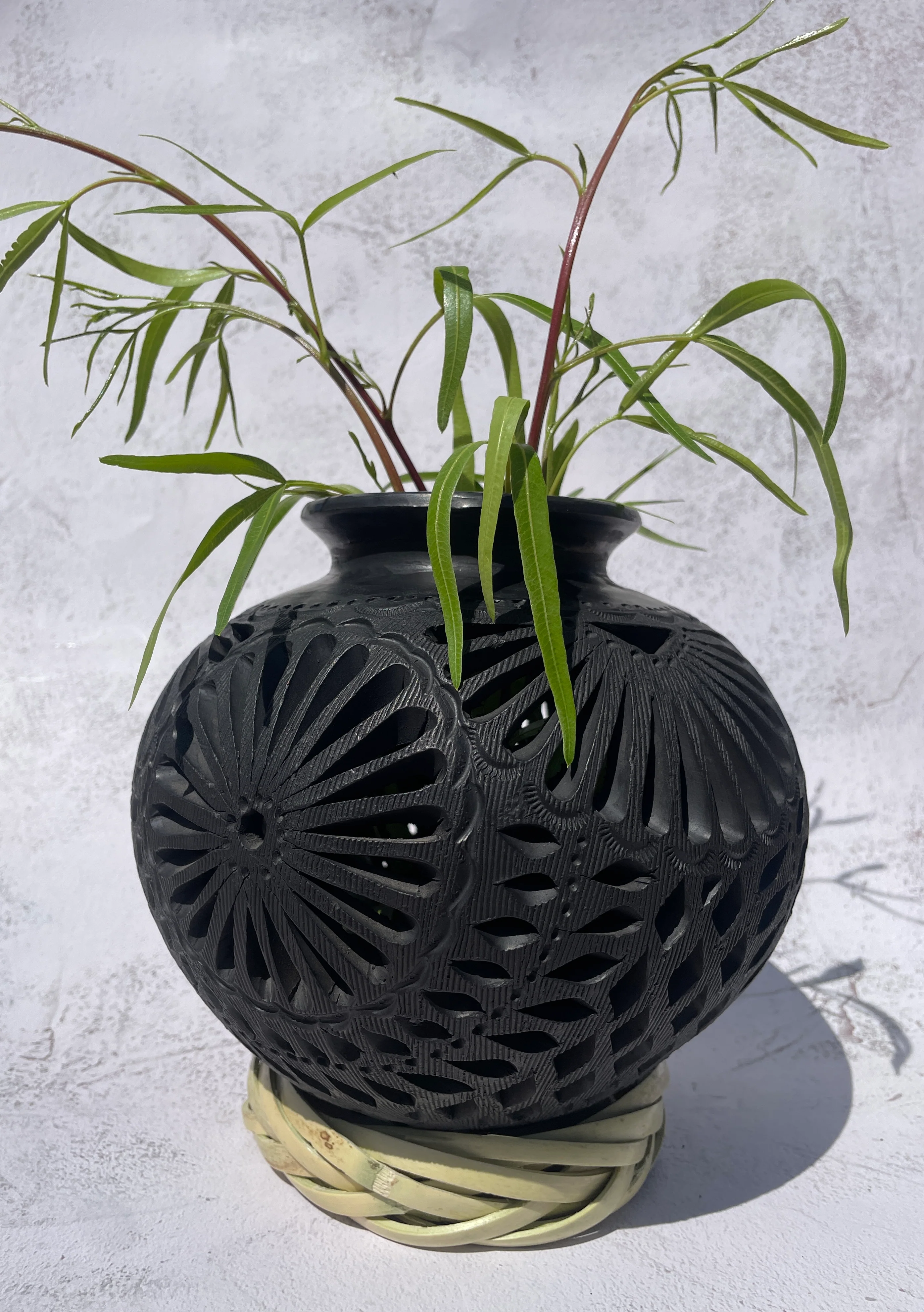 Oaxaca Black Clay Vase Round - Barro Negro Florero - Image 4
