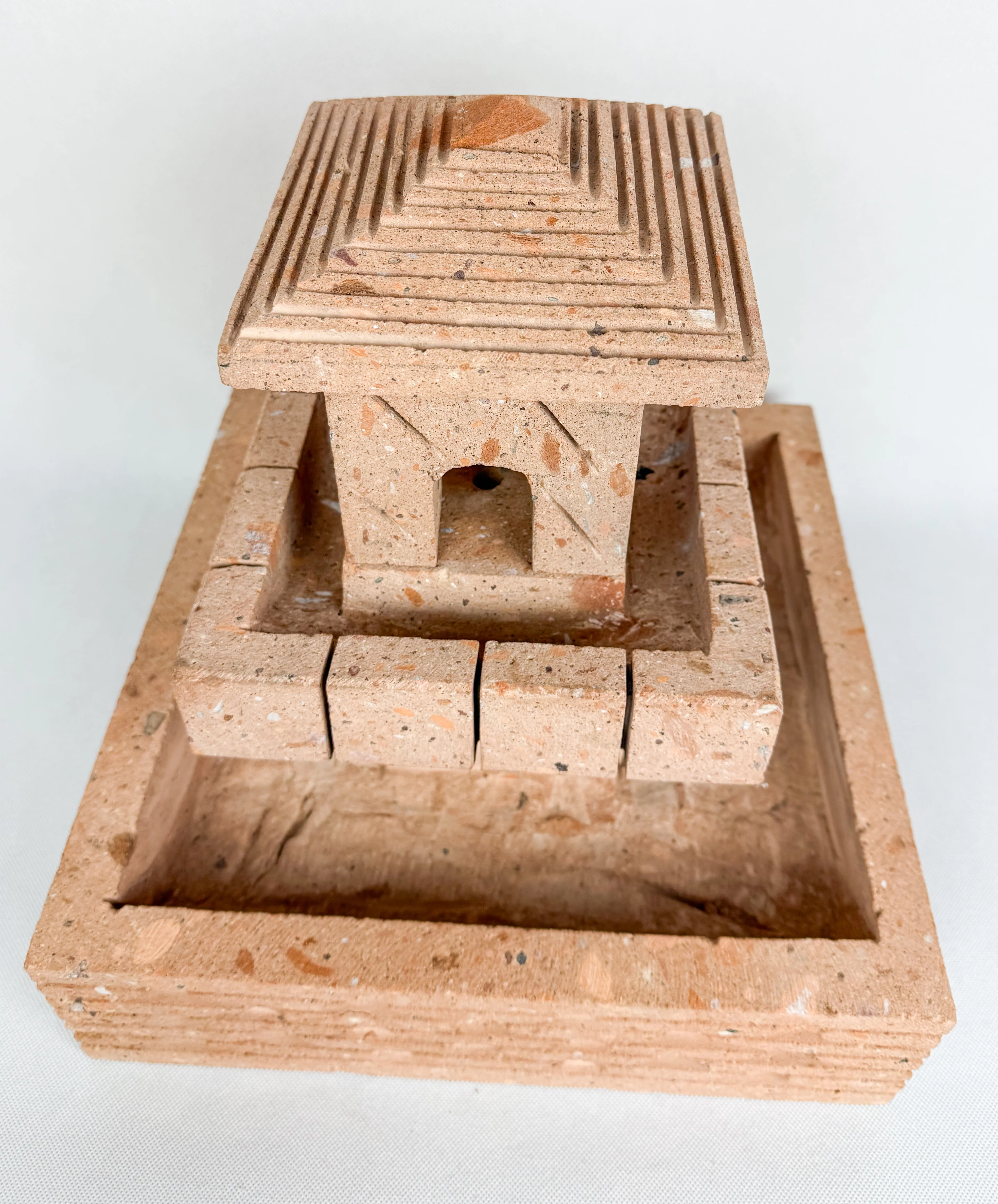 Sandstone Tier Fountain Casita 13"- Fuente Cantera Casita - Image 3