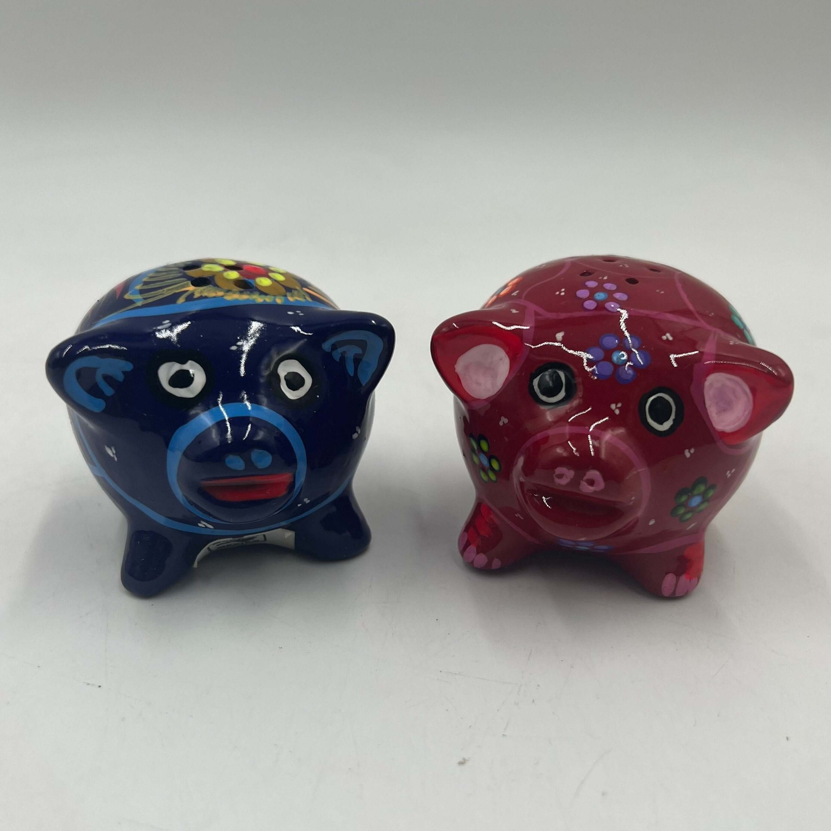 Set of 2 Pig Salt and Pepper Shakers | Hand-Painted Mexican Pottery - Image 4