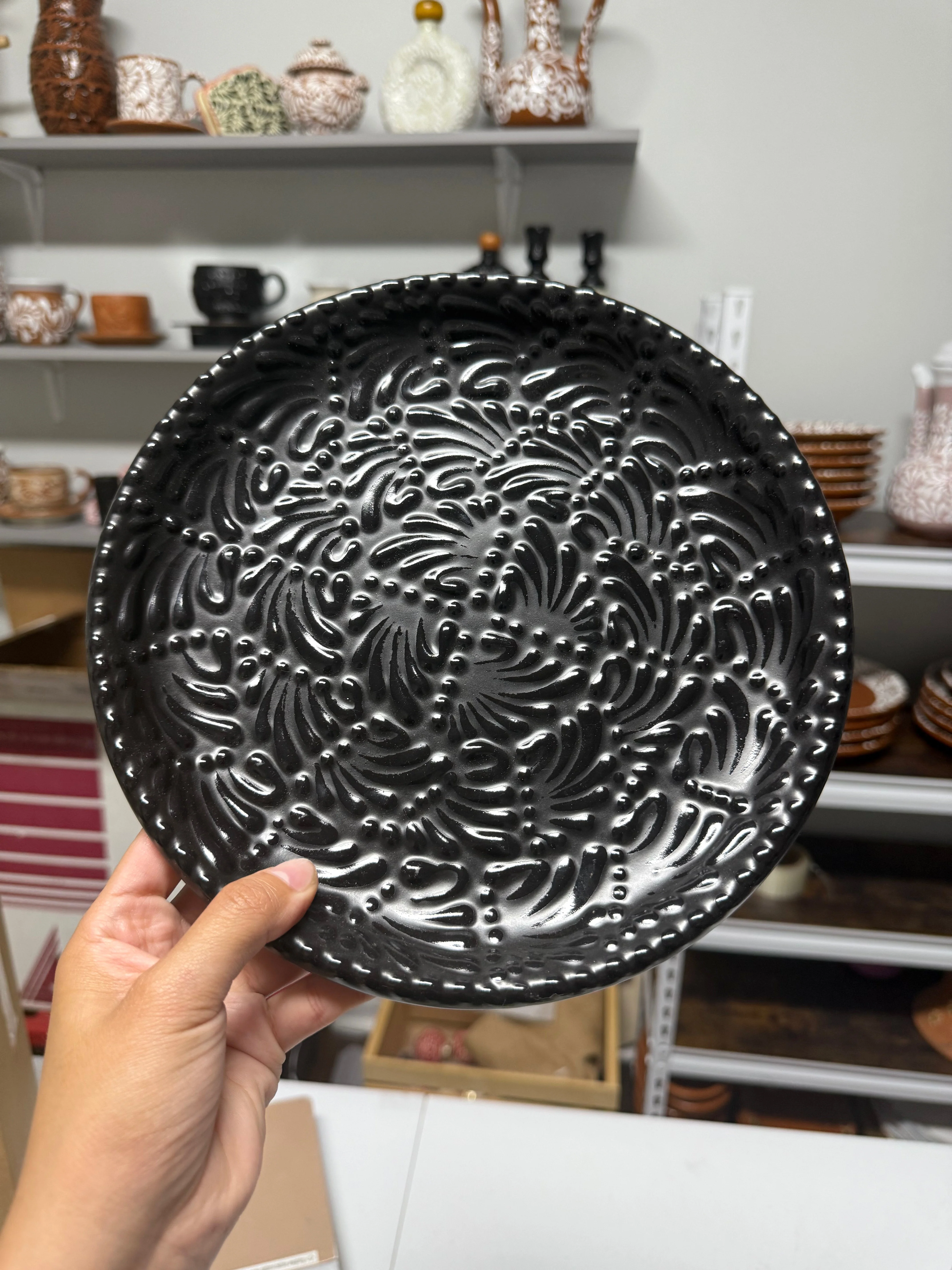 Talavera Dinner Plate 10” Black - Plato Negro