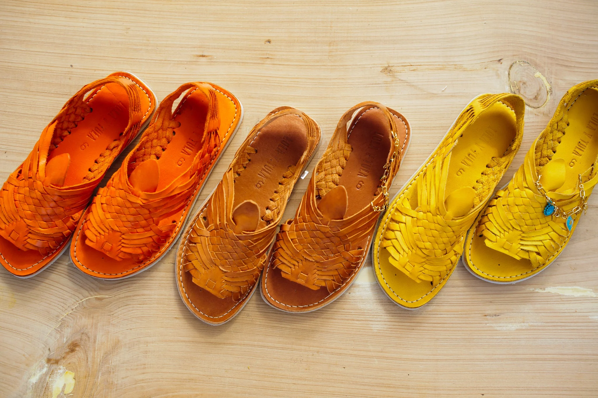 YELLOW LEATHER PACHUCO HUARACHE - Image 4